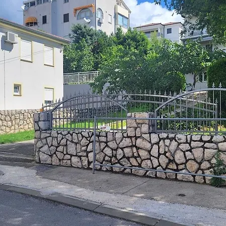 Nyaraló Old Town Stone House Oasis