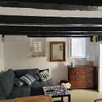 Old Town Stone House Oasis Holiday home *