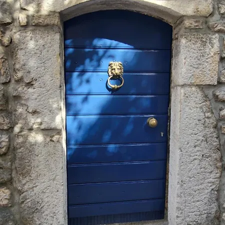 Old Town Stone House Oasis * Selce