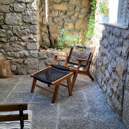 Old Town Stone House Oasis
