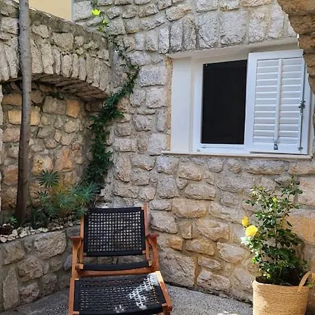 Old Town Stone House Oasis Prázdninový dům *