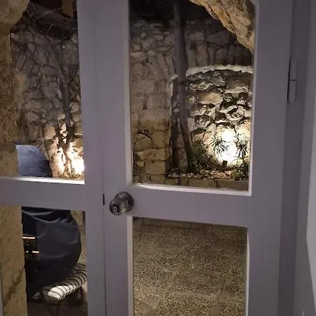 Old Town Stone House Oasis 度假居 塞尔瑟
