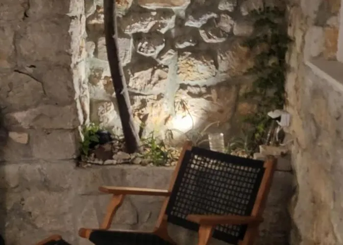 Old Town Stone House Oasis