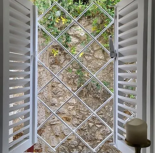 Old Town Stone House Oasis Hébergement de vacances